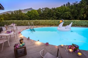 EtxeXuria-piscine cygne bougies Rhune