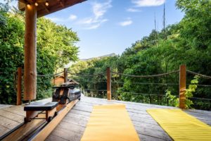 EtxeXuria-cabane-terrasse-fitness-vue-Rhune-1