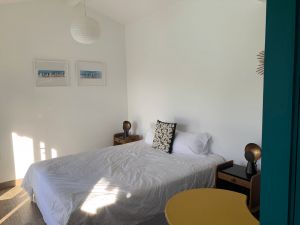 Chambre donnant sur la piscine